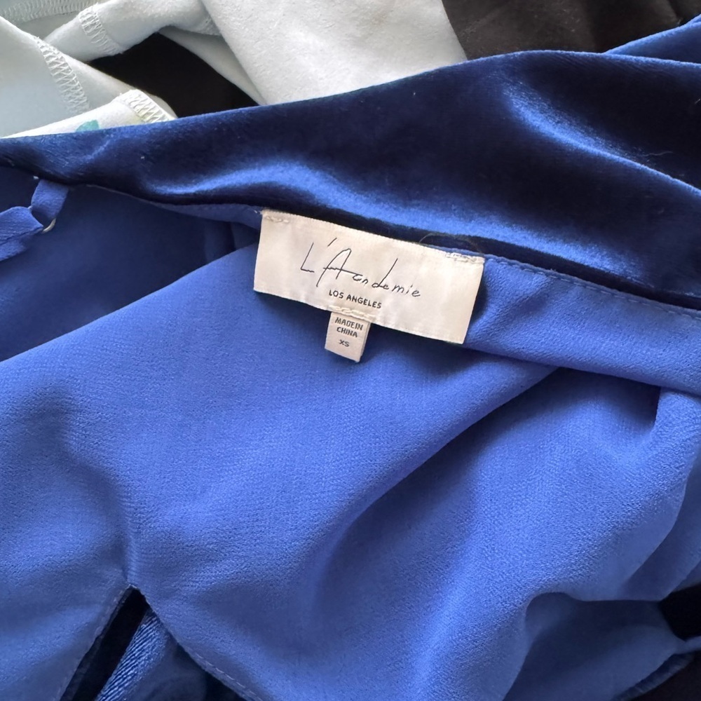 L'Acadamie The V Neck Velvet Navy Cami Tank Top - Picture 6 of 7